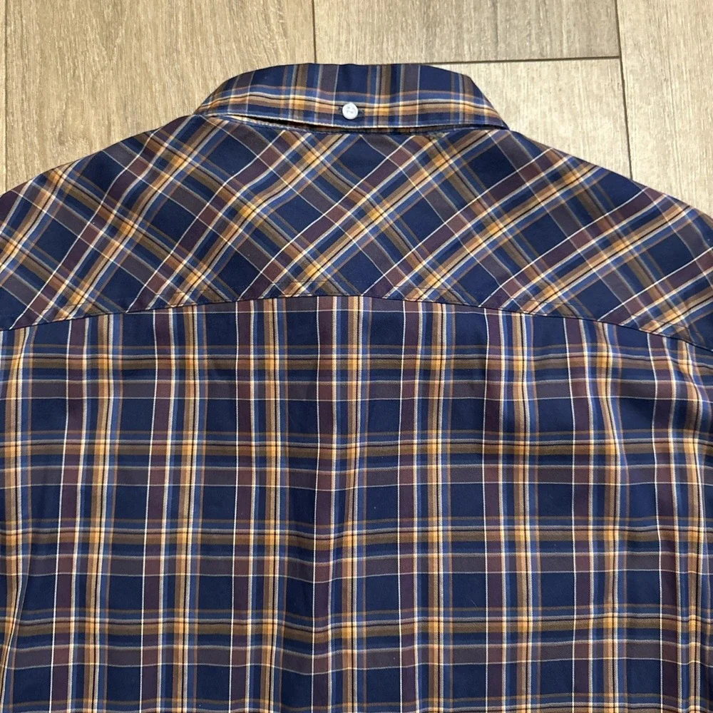 Duluth Untucked Performance Men's L Multicolor Plaid Standard‎ Fit Shirt Pockets